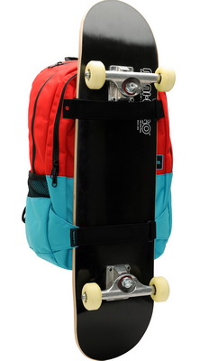рюкзак Dakine Option 27L red-blue